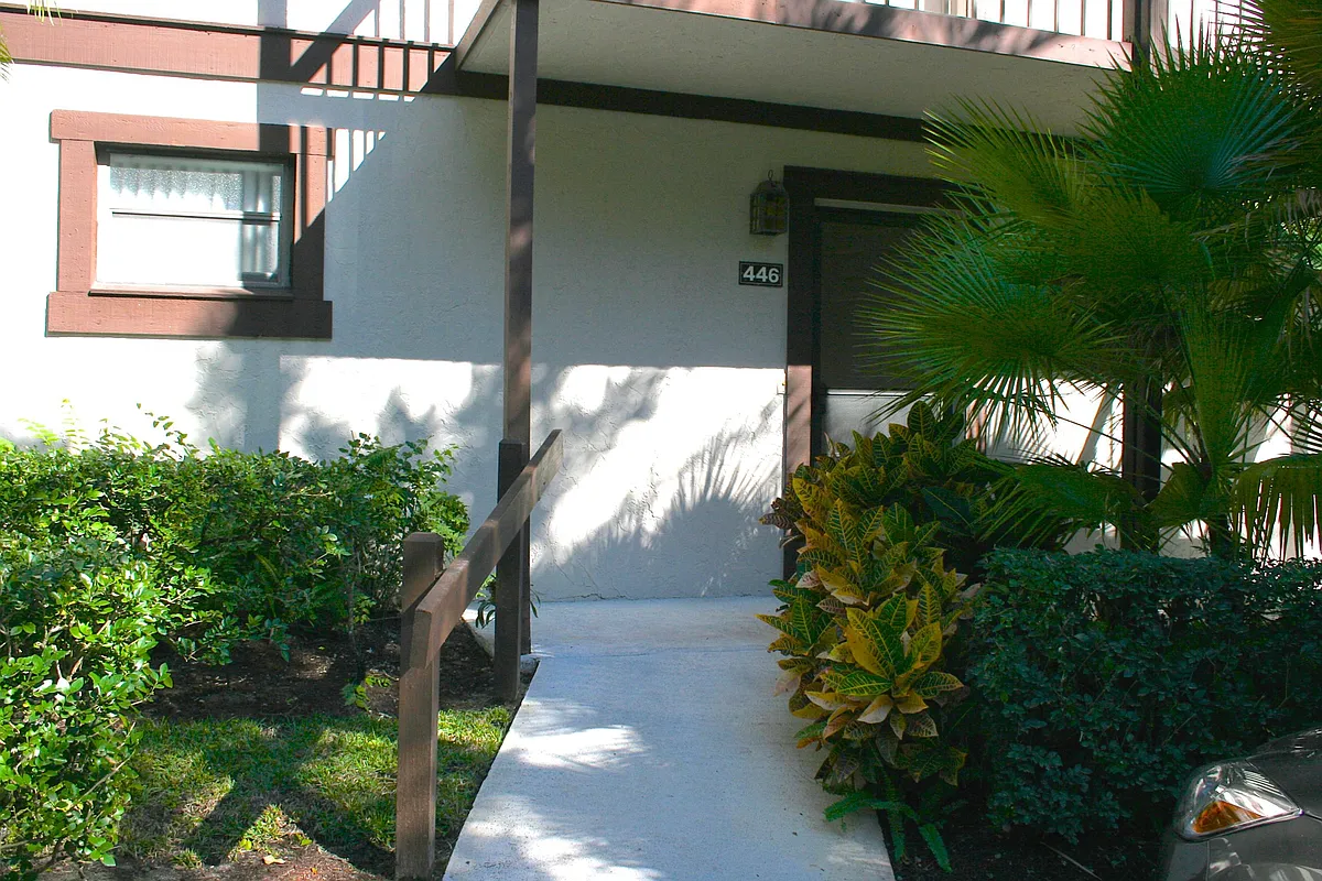 Building Photo - 11863 Wimbledon Cir #446