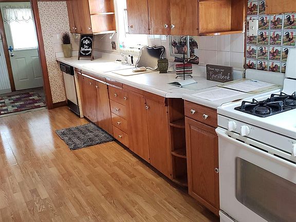 4th image of 3335 2nd Street Ct