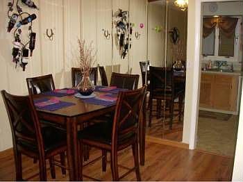 3rd image of 51 Steele Cir