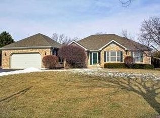 3222 Woods Creek Ln, Algonquin, IL