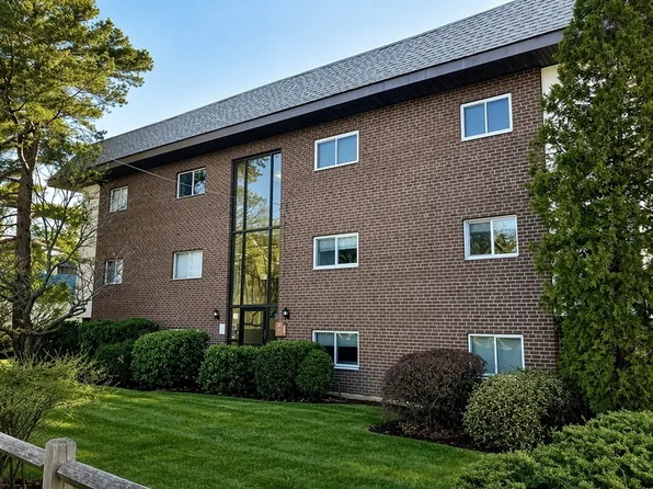 205 Independence Ave Unit 215, Quincy, MA 02169