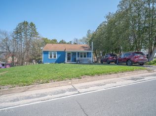 139 School House Rd, Montgomery, PA 17752