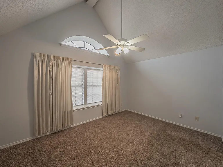 2800 Keller Springs Rd #10 — Photo 8