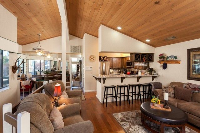 1st image of 39802 Lakeview #14