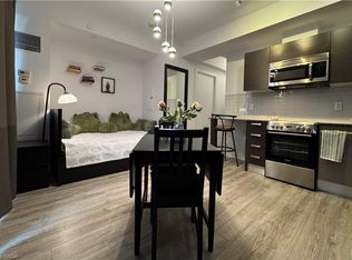 42 Charles St E #2206, Toronto, ON M4Y 0B7