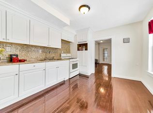 47 Jasper St, Springfield, MA 01109