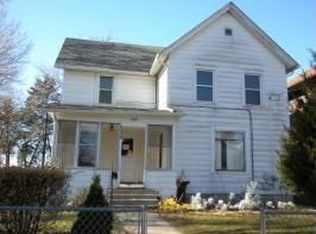 248 N 4th St, Aurora, IL 60505