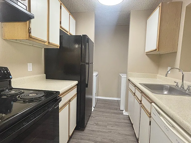 Timberline - Kitchen