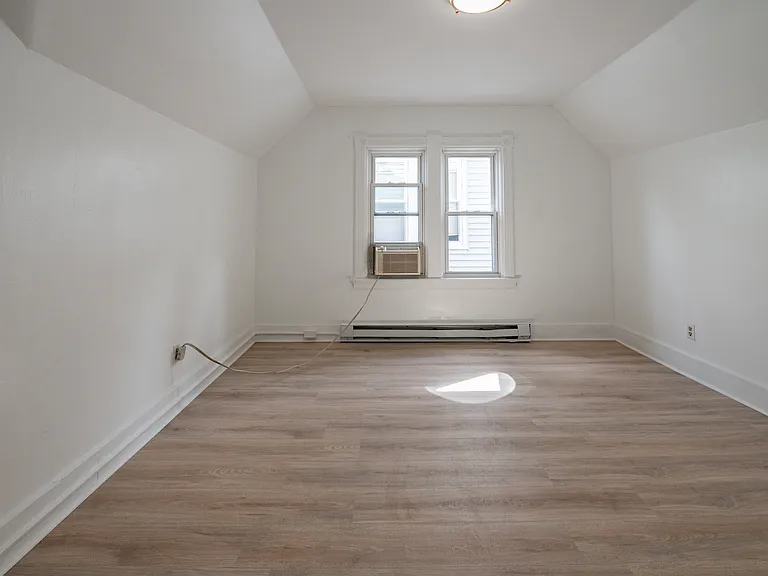 114 Edwards St #2A — Photo 10