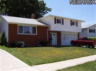 771 Walnut Dr, Euclid, OH
