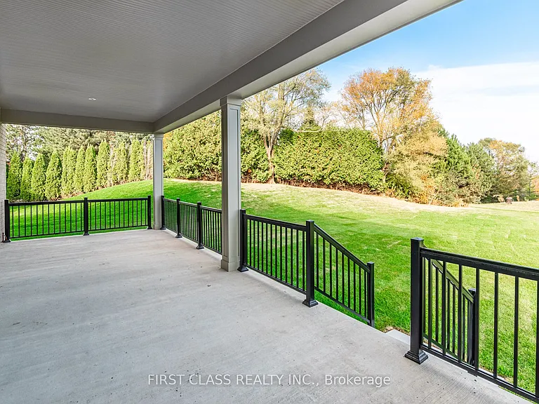 15 Kenneth Campbell Ct — Photo 35