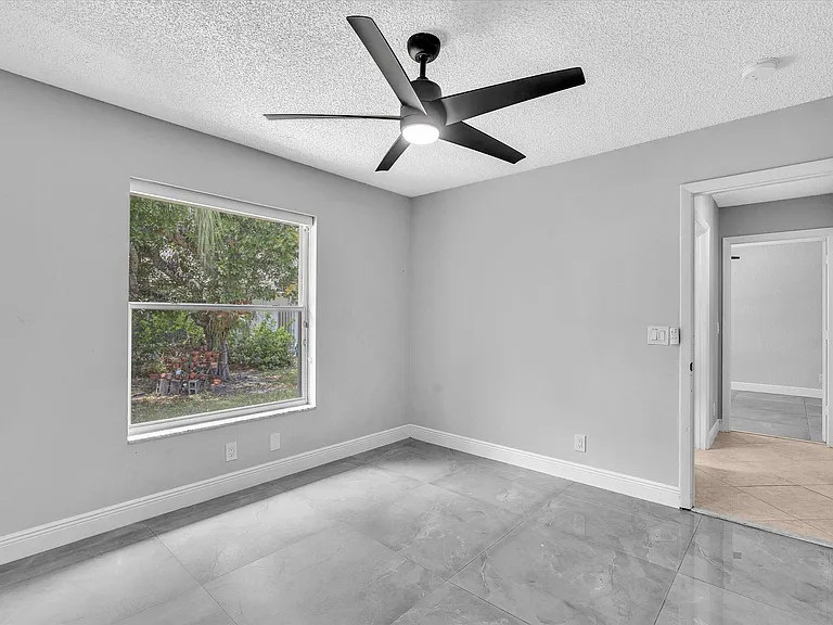 10434 NW 6th Ct — Photo 63