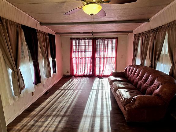 5th image of 1760 Westover Rd #5