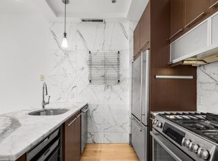 200 16th St APT 3D, Brooklyn, NY 11215