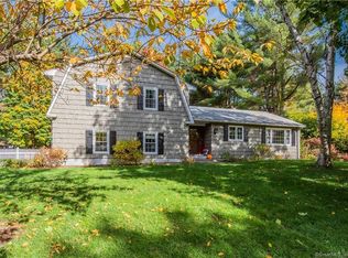 38 Craigemore Cir, Avon, CT 06001