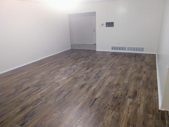 4th image of 5319 Little Creek Ct