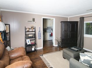 834 Carlin St, Signal Mountain, TN 37377