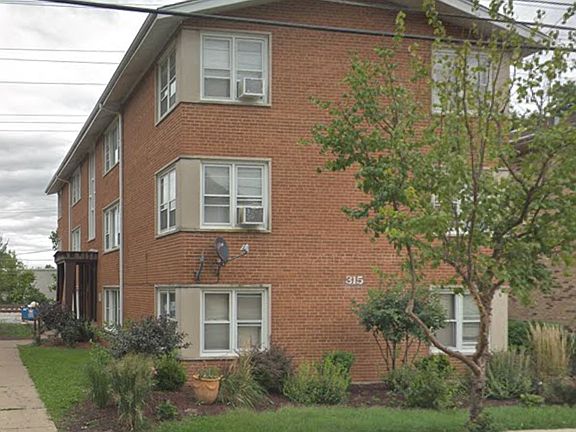 5th image of 315 Bluff Ave #2E