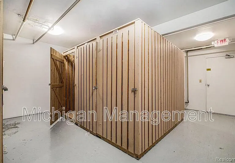 2150 Pauline Blvd #203 — Photo 44