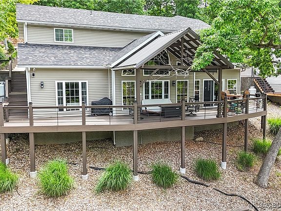 2nd image of 205 Northshore Dr