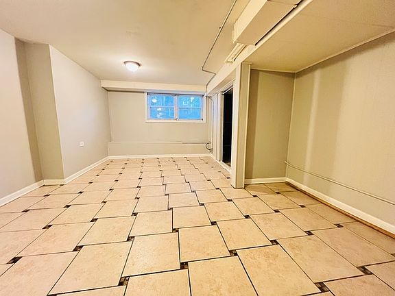 4th image of 1731 W Wallen Ave #B