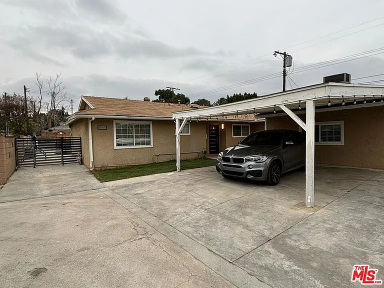 13047 Macneil St — Photo 1