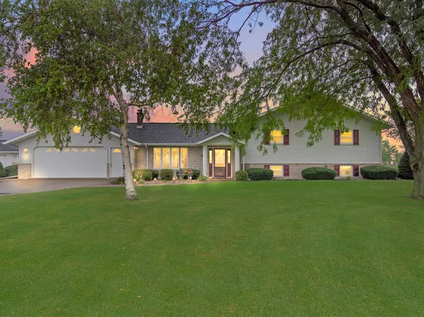 1716 Highway 80 Rd, Cuba City, WI 53807