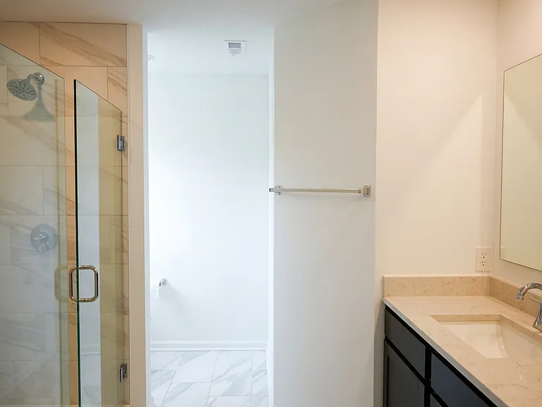 4252 Sedgewick Ln — Photo 16