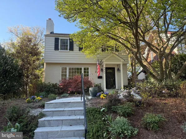 4940 Butterworth Pl NW, Washington, DC 20016