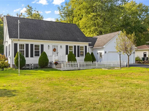 49 Taylor Ave, Waterloo, NY 13165