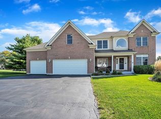 7204 Owl Way, Cary, IL 60013