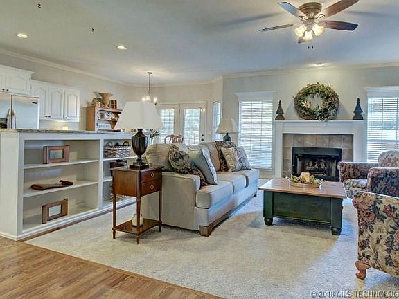 3rd image of 8518 S 100th East Ave