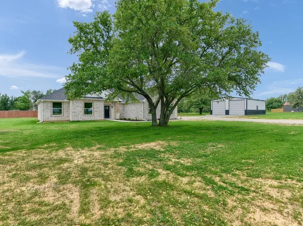90 Bobby Sam Ct, Collinsville, TX 76233