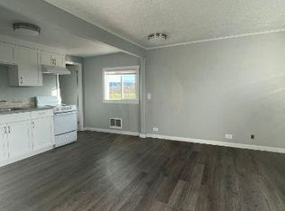 1707 12th St APT 3, Tillamook, OR 97141