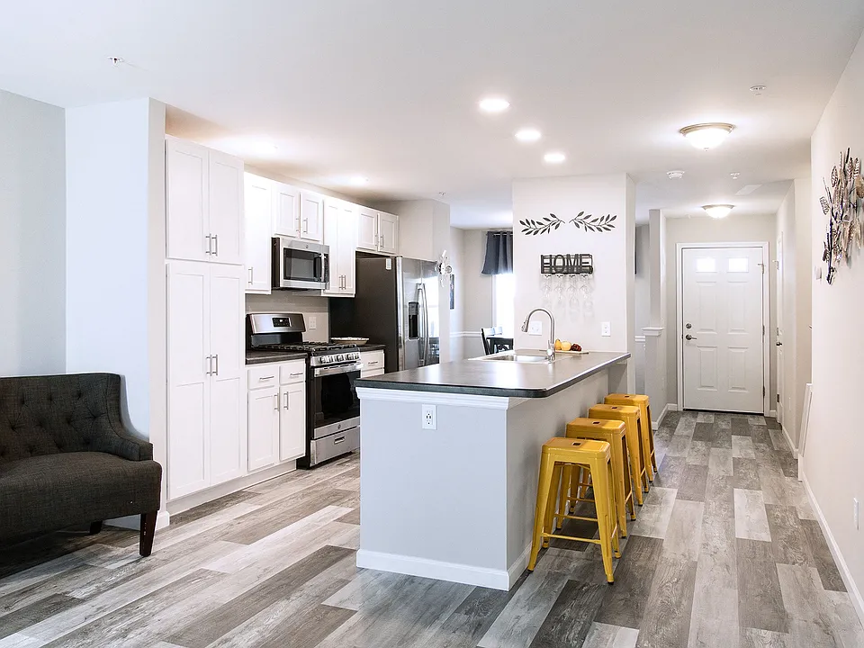 The Enclave at Elmerton