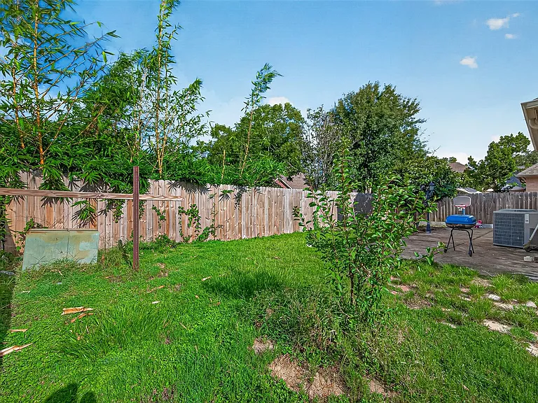 8503 Raybluff Ln — Photo 46