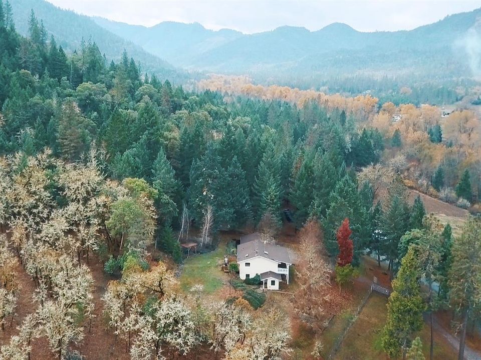 1st image of 2400 Foots Cres