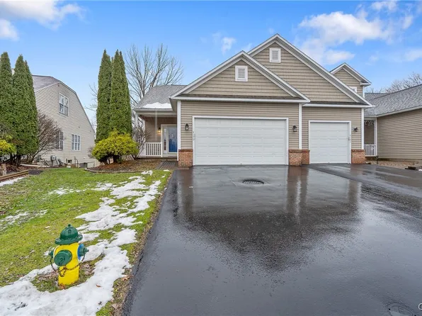 4170 Sandbar Ln, Liverpool, NY 13090