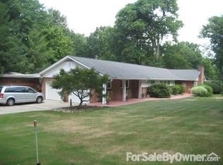 255 Maple Dr, Greensburg, PA