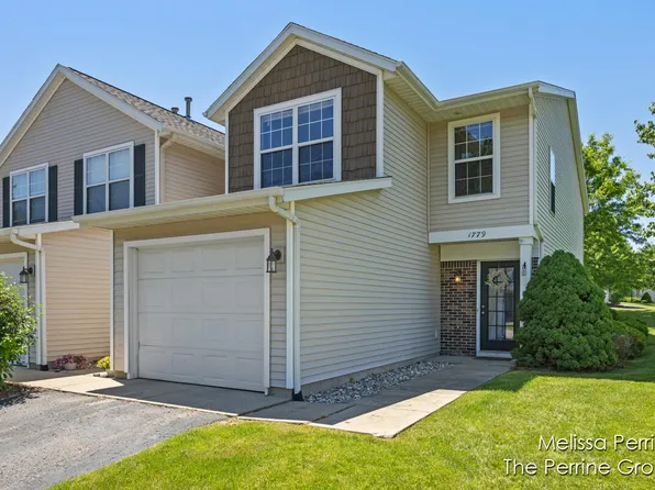 1779 Park Trl NE, Grand Rapids, MI 49525