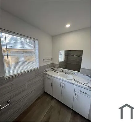 1236 NW 4th Ave #2 — Photo 11