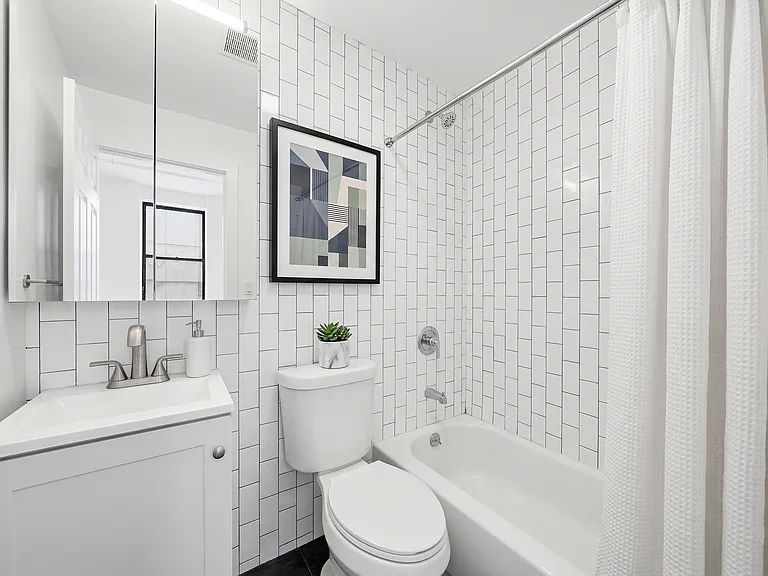 584 Myrtle Ave #2C — Photo 5