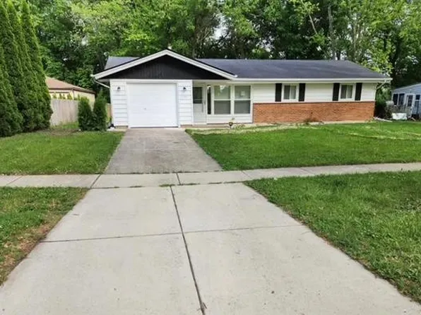 1707 Winthrop Ln, Schaumburg, IL 60193