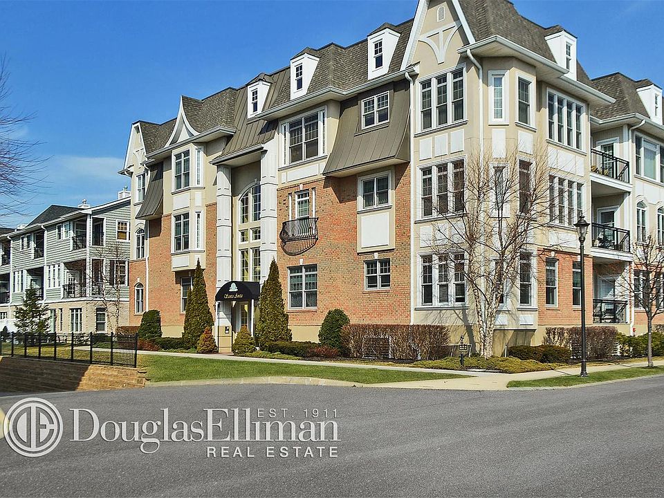 1st image of 703 Roosevelt Way #F