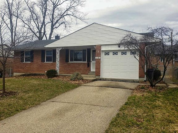 2nd image of 579 Stillwater Dr