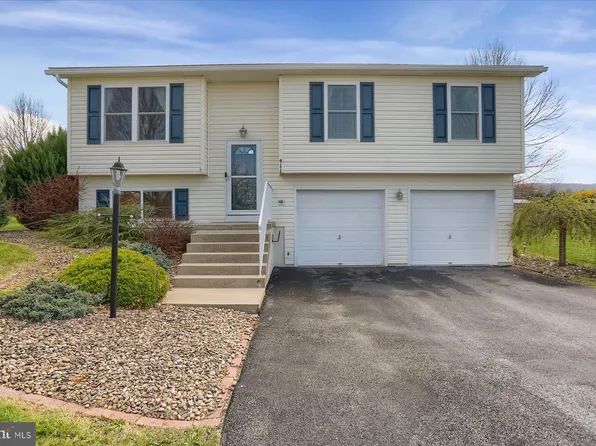 411 Meadow Ln, Bellefonte, PA 16823