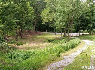 298 Blue Moon Rd, Carbondale, IL 62903