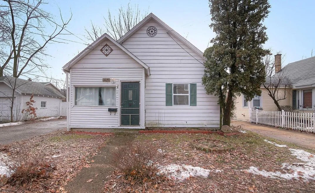2 bed, 782 sqft, $1,520 — Photo 1