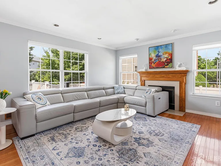 26 Alexis Ln — Photo 8