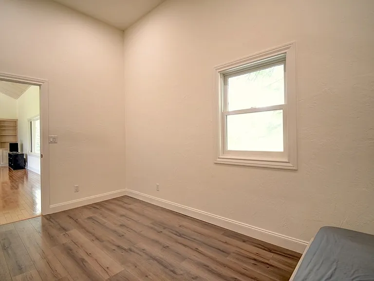 155B Nimitz Dr — Photo 20